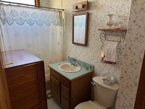 62 Sylvan St, Worcester MA 01603