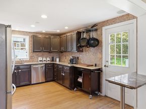 23 Bellmore Rd, Framingham MA 01702