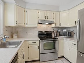 702 Heritage Lane 702, Auburn MA 01501