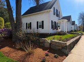 33 Pleasant St, Hopkinton MA 01748