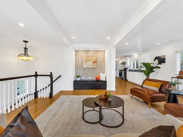 38 Lafayette St 38, Arlington MA 02474