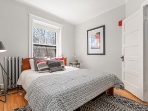 31 Linnaean Street 6, Cambridge MA 02138