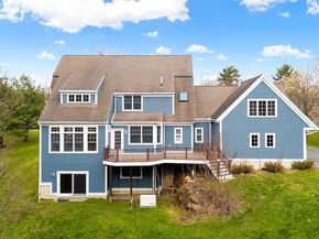 120 Cricket Ln, North Andover MA 01845