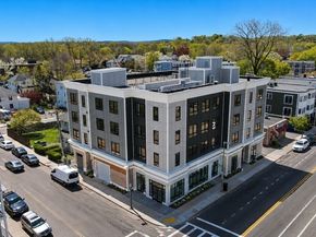 3992 Washington St 302, Boston MA 02131