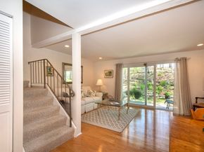 1 Beals Cove Rd C, Hingham MA 02043