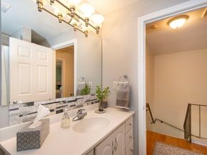 1 Beals Cove Rd C, Hingham MA 02043