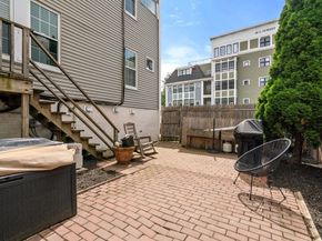 614 E 3rd St 1, Boston MA 02127