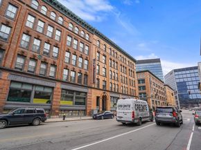 346-354 Congress St 106, Boston MA 02210
