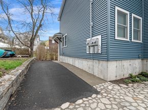 6-R Neptune Place 1, Gloucester MA 01930