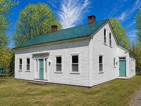 53 East Street, Petersham MA 01366