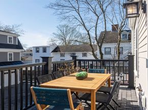 64 County Rd 1, Ipswich MA 01938