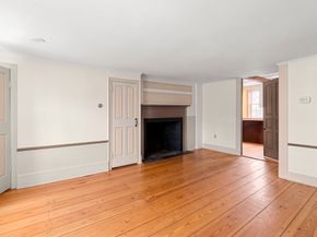 31 Mugford St, Marblehead MA 01945