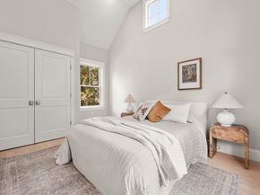 6 Revolutionary, Lexington MA 02421