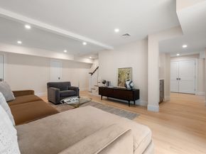 6 Revolutionary, Lexington MA 02421