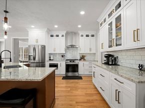 68 Princeton St 68, Holden MA 01522