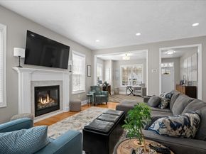 68 Princeton St 68, Holden MA 01522