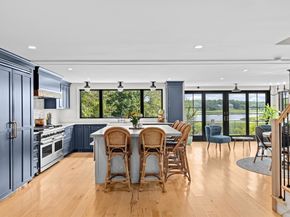 392 S Main St, Cohasset MA 02025
