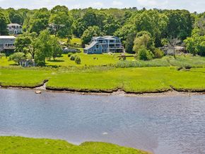 392 S Main St, Cohasset MA 02025