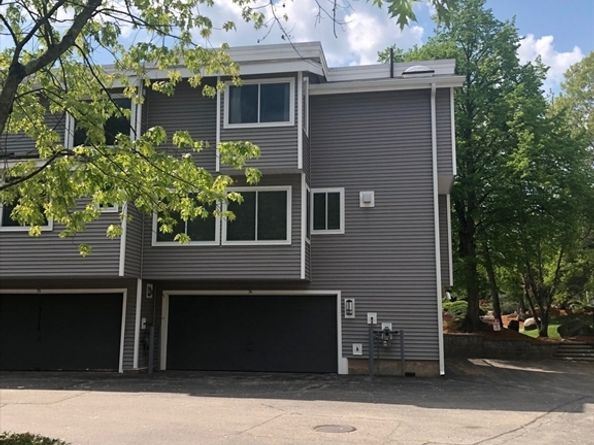 255 North Road 76, Chelmsford MA 01824