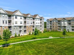 5 Peters Farm Way 405, Westborough MA 01581