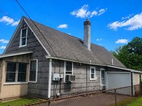 8 River Ave, Grafton MA 01560