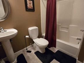 521 Hampton Way 521, Abington MA 02351