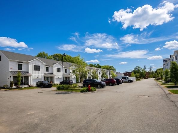 68 Prospect St 16, Peabody MA 01960