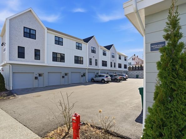5 Water Street 3, Plymouth MA 02360