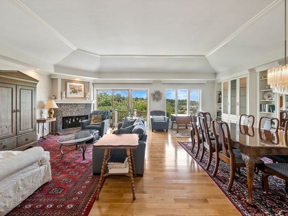 85 Algonquin Road 85, Newton MA 02467