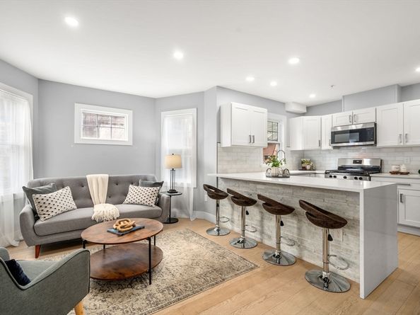 679 Columbia Road 3, Boston MA 02125
