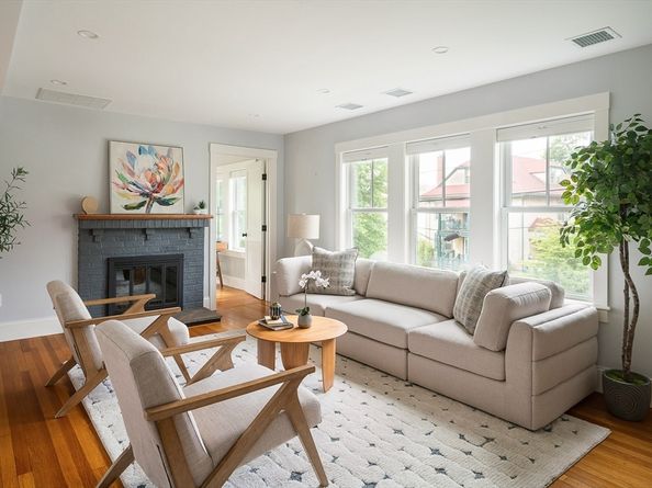 141-143 Oakley Road, Belmont MA 02478