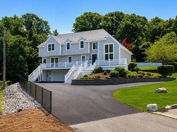 189 Union St, Hingham MA 02043