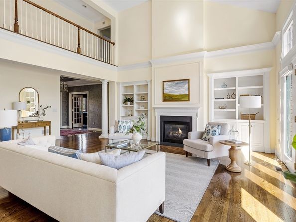 71 Clubhouse Drive, Hingham MA 02043