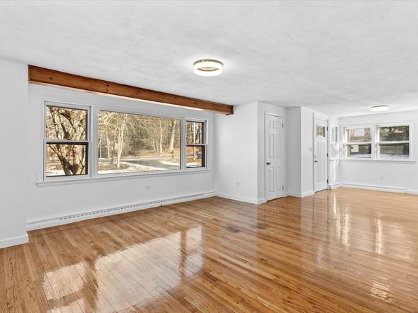 260 Great Rd, Stow MA 01775