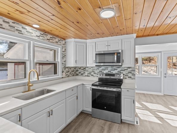 260 Great Rd, Stow MA 01775