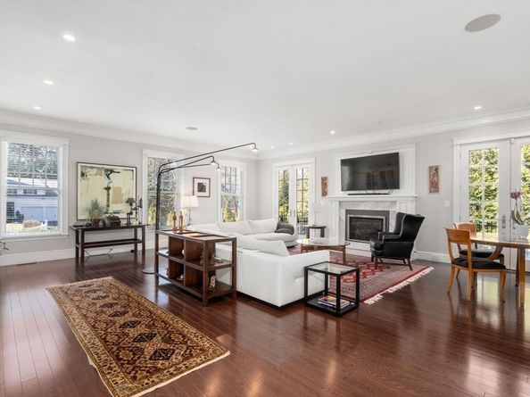 1 Edmunds Road, Wellesley MA 02481