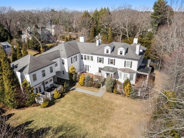 1 Edmunds Road, Wellesley MA 02481