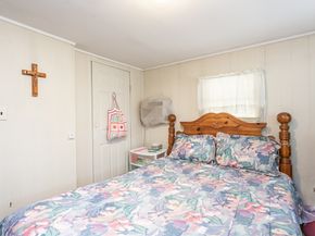 20 Madeline St, Wareham MA 02538