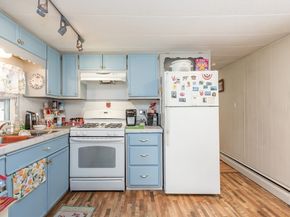 20 Madeline St, Wareham MA 02538