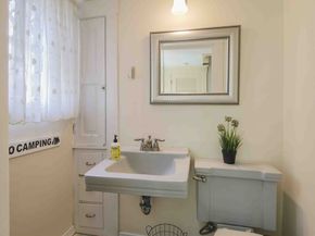 44 Berwick St., Worcester MA 01602