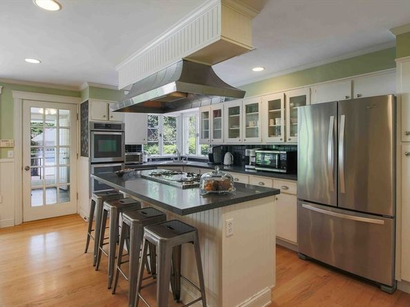 44 Berwick St., Worcester MA 01602