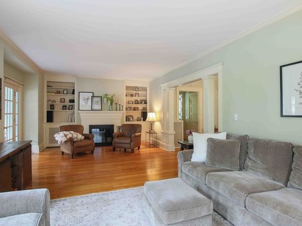 44 Berwick St., Worcester MA 01602