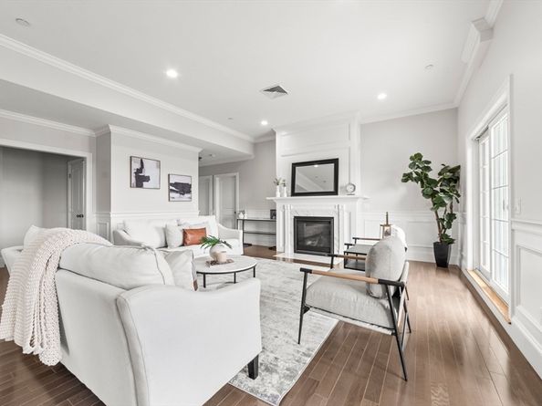823 East 6th 5, Boston MA 02127
