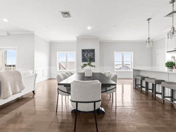 823 East 6th 5, Boston MA 02127