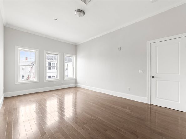 823 East 6th 5, Boston MA 02127
