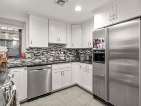 69 Saint Botolph 1, Boston MA 02116