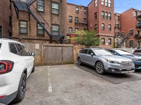 69 Saint Botolph 1, Boston MA 02116