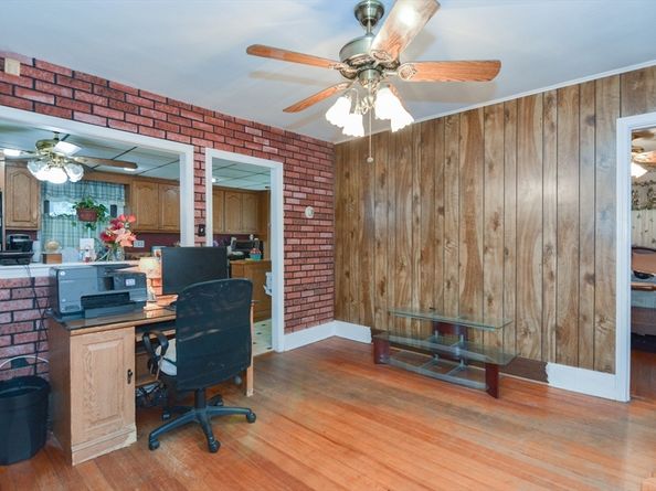886 Canterbury St, Boston MA 02131