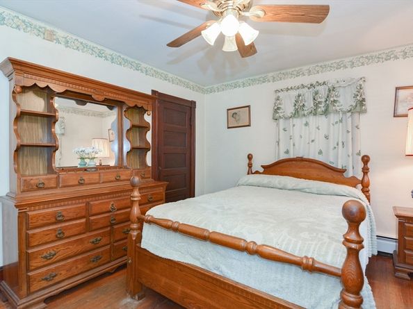 886 Canterbury St, Boston MA 02131