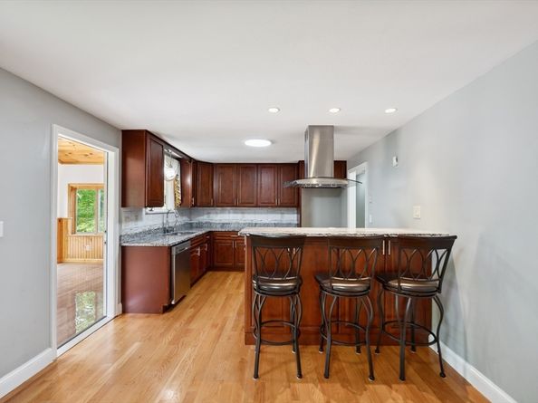 451 Lincoln St, Abington MA 02351